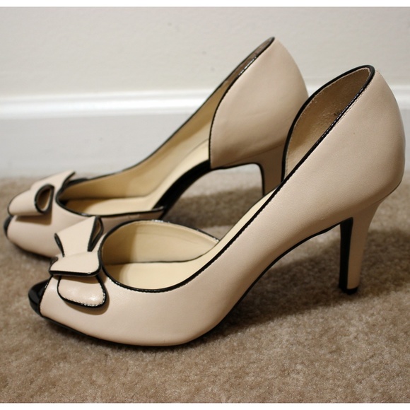 Kelly & Katie Shoes - Kelly & Katie Beige and Black Heels Size 8 1/2